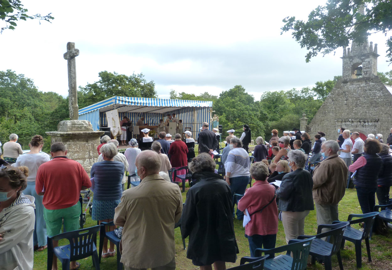 Pardon Notre Dame de Bequerel Plougoumelen